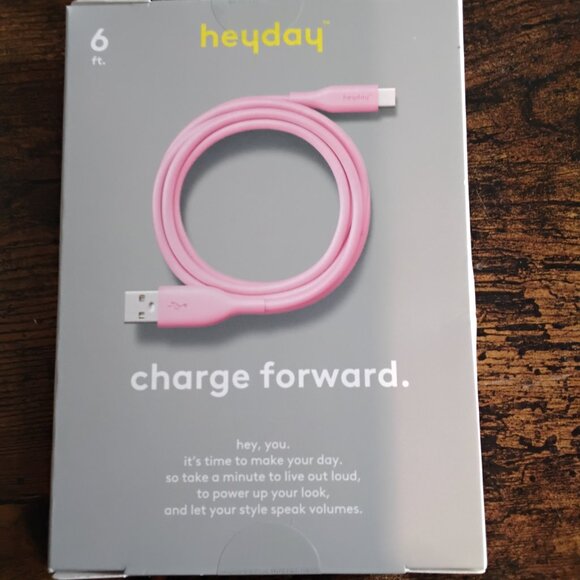 6 ft USB-C Chargers - Picture 2 of 7